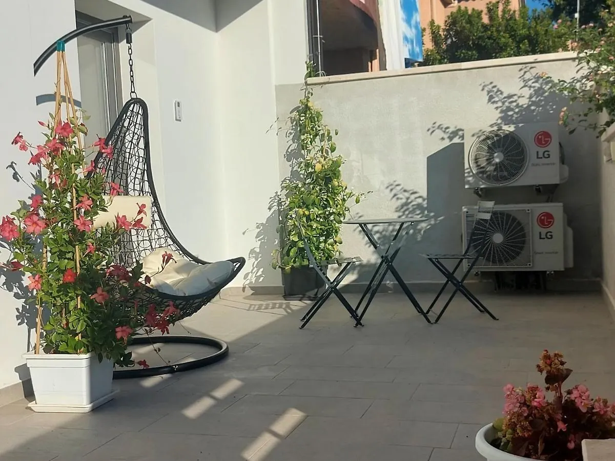 Hotel 16Miglia La Caletta Penzion